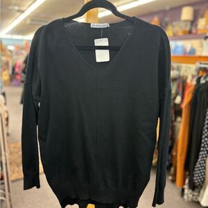 Cents of Style ladies M/L black sweater